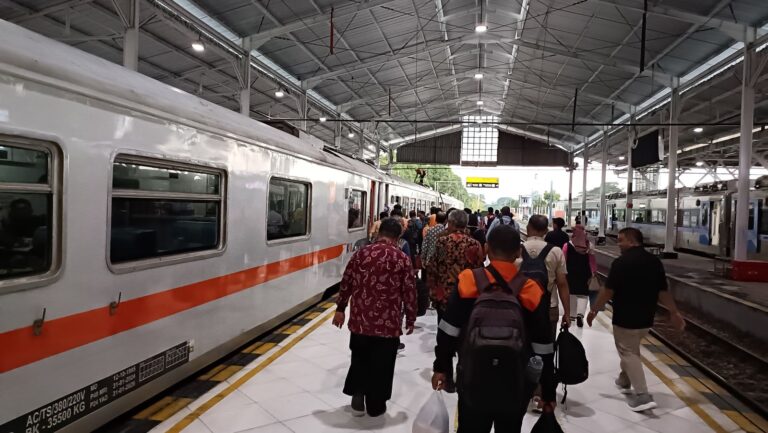 KAI-22-Juta-Pelanggan-7-3